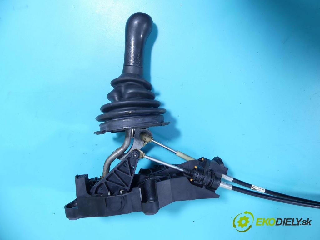 Ford Fiesta Mk6 2002-2008 1.4 tdci 68 HP manual 50 kW 1399 cm3 5- Páka: Změny: stupeň,rýchlosť 2S6R-7C453-MF (Rýchlostné páky / kulisy)