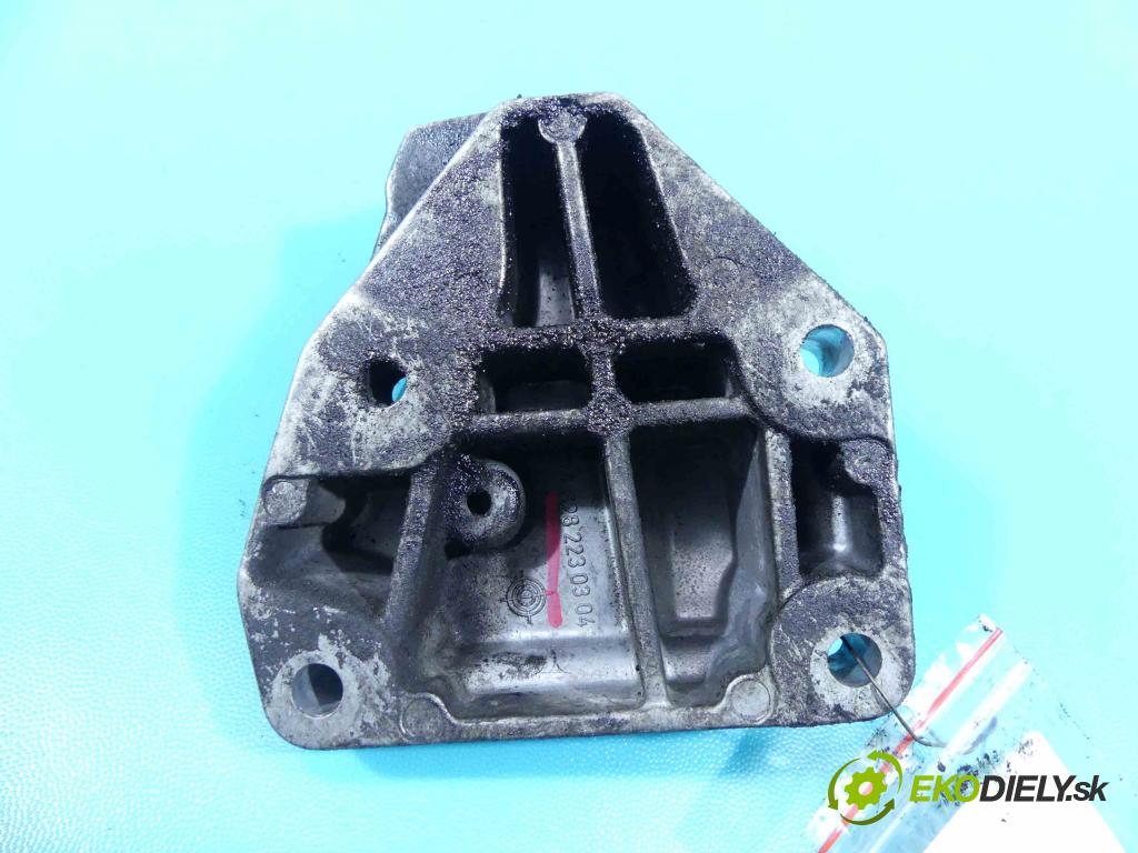 Mercedes ML W163 1997-2005 4.0 CDI 250 hp automatic 184 kW 3996 cm3 5- Tlapka: motoru A6282230304