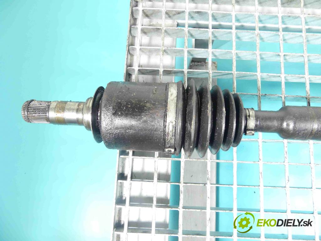 Mercedes ML W163 1997-2005 4.0 CDI 250 HP automatic 184 kW 3996 cm3 5- poloos pravé  (Poloosy)