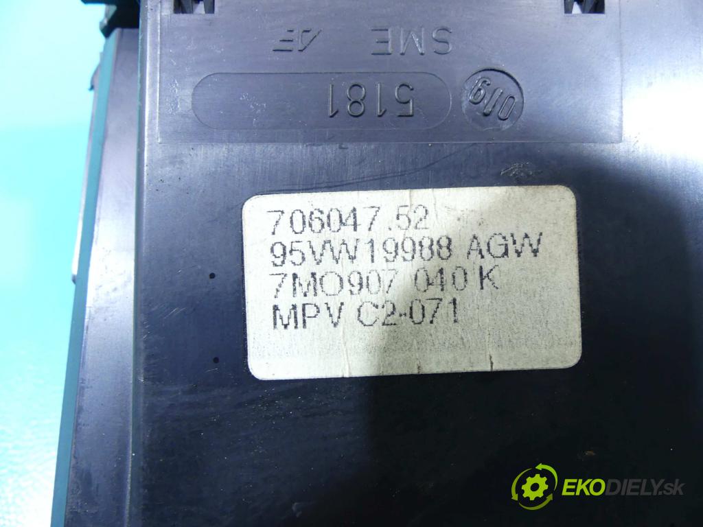 Ford Galaxy Mk1 1995-2006 2.0 116 HP manual 85 kW 1998 cm3 5- panel kúrenia 95VW19988
