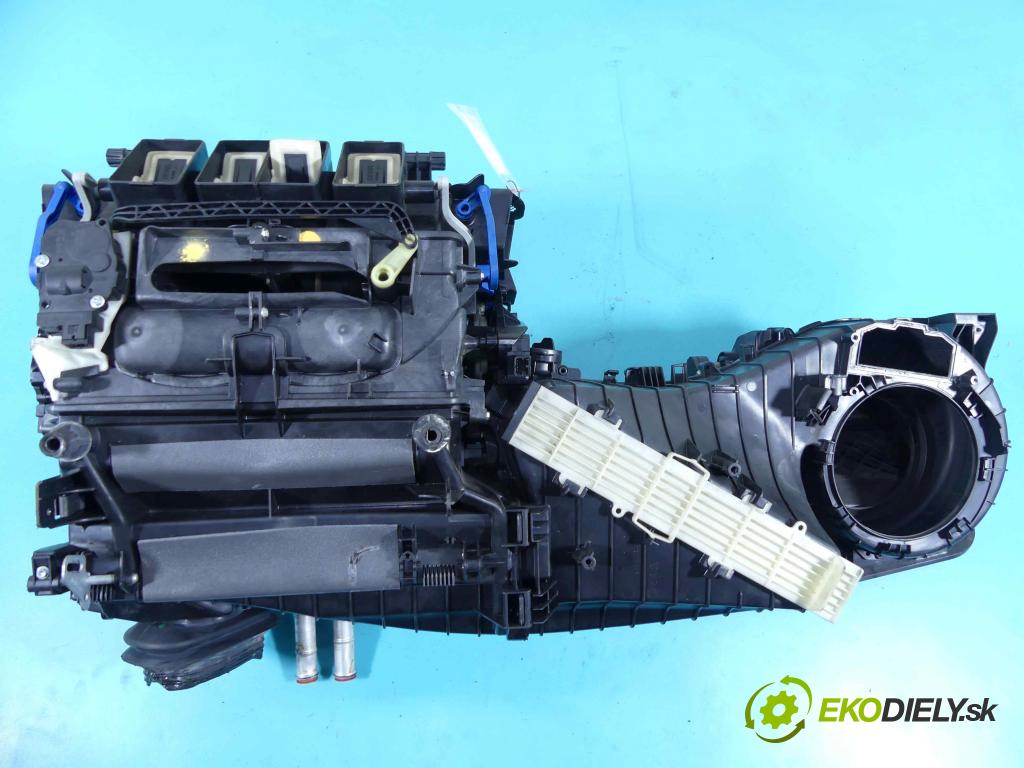 Audi A4 B8 2007-2015 2.0 TDI 143 hp automatic 105 kW 1968 cm3 4- radiátor 8K1820005AG (Radiátory topení)