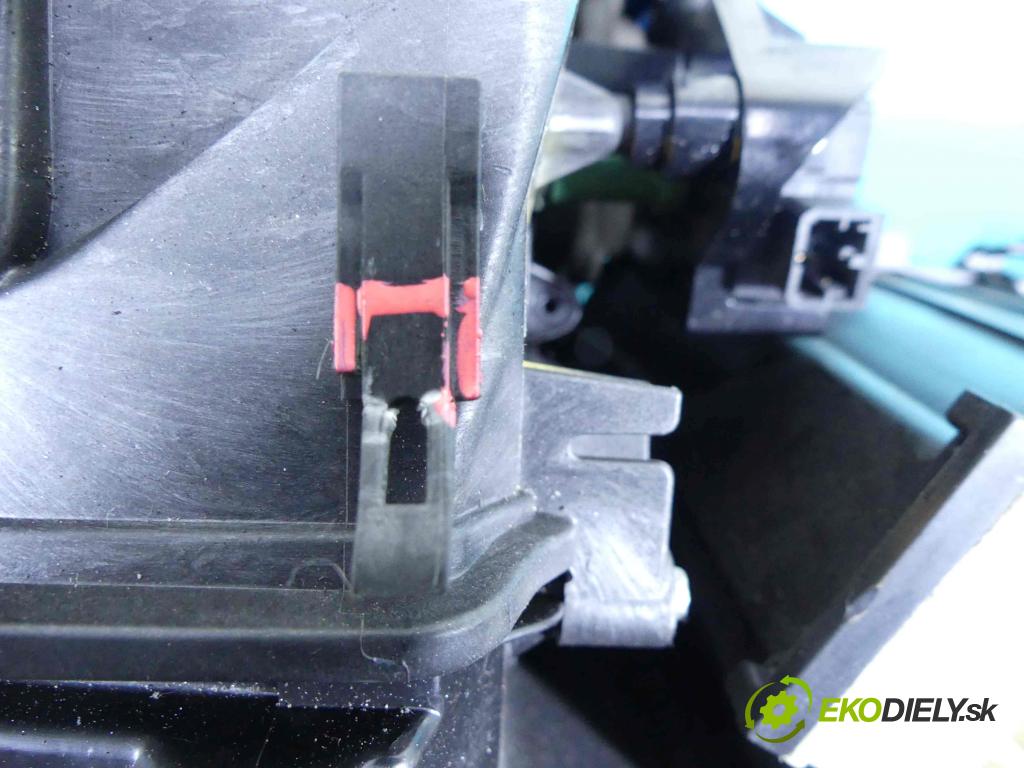 Audi A4 B8 2007-2015 2.0 TDI 143 hp automatic 105 kW 1968 cm3 4- radiátor 8K1820005AG (Radiátory topení)