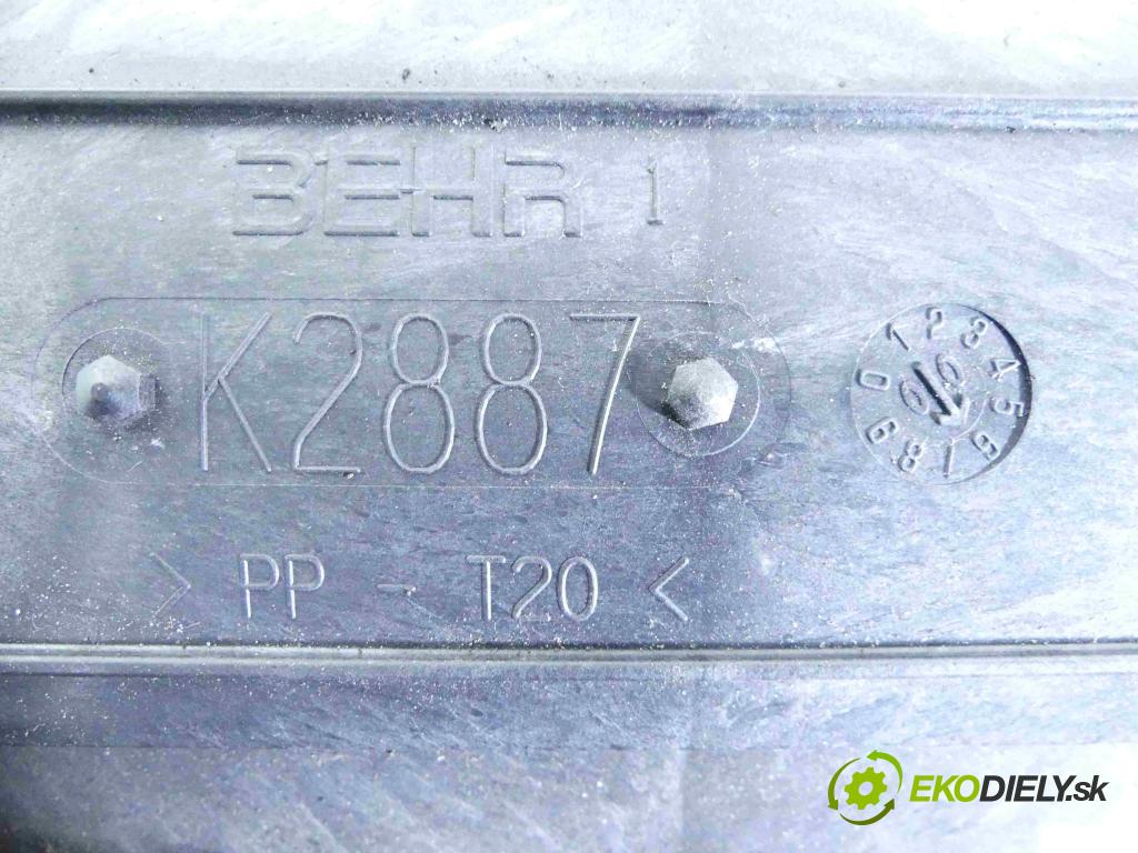 Audi A4 B8 2007-2015 2.0 TDI 143 hp automatic 105 kW 1968 cm3 4- radiátor 8K1820005AG (Radiátory topení)