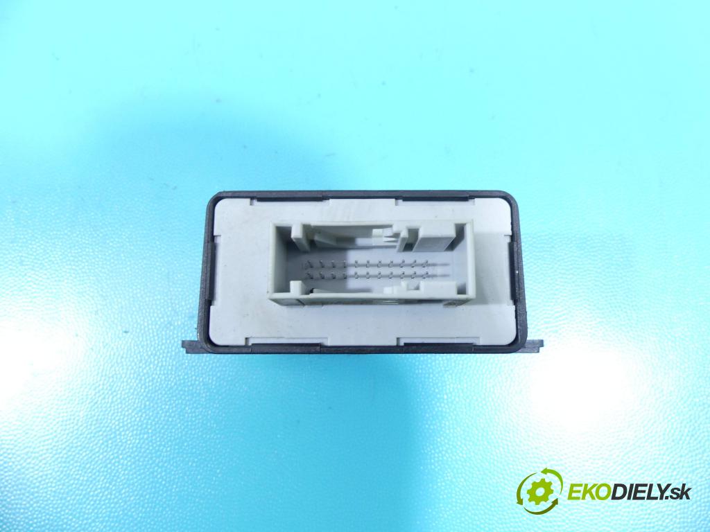 Audi A4 B8 2007-2015 2.0 TDI 143 HP automatic 105 kW 1968 cm3 4- modul riadiaca jednotka 8K590735700 (Ostatné)