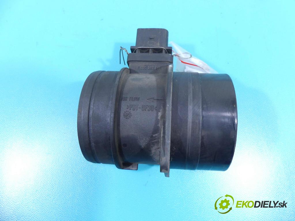 Audi A4 B8 2007-2015 2.0 TDI 143 HP automatic 105 kW 1968 cm3 4- průtokoměr: 0281002735 (Váhy vzduchu)