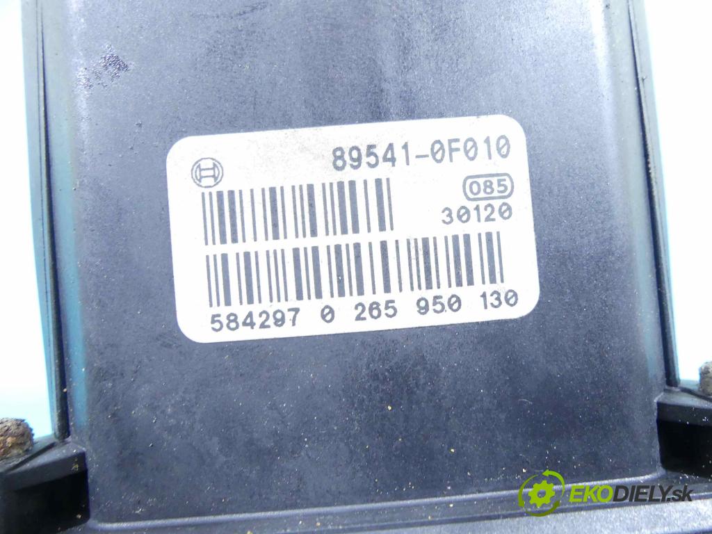Toyota Corolla Verso II 2004-2009 2.0 D4D 116 HP manual 85 kW 1995 cm3 5- čerpadlo abs 0265950130 (Pumpy ABS)