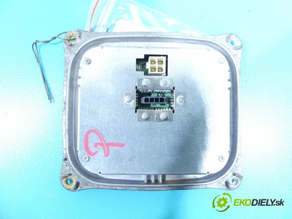 Bmw X5 E70 2006-2013 3.0d 235 HP automatic 173 kW 2993 cm3 5- střídač: xenon 1307329153 (Riadiace jednotky xenónu)