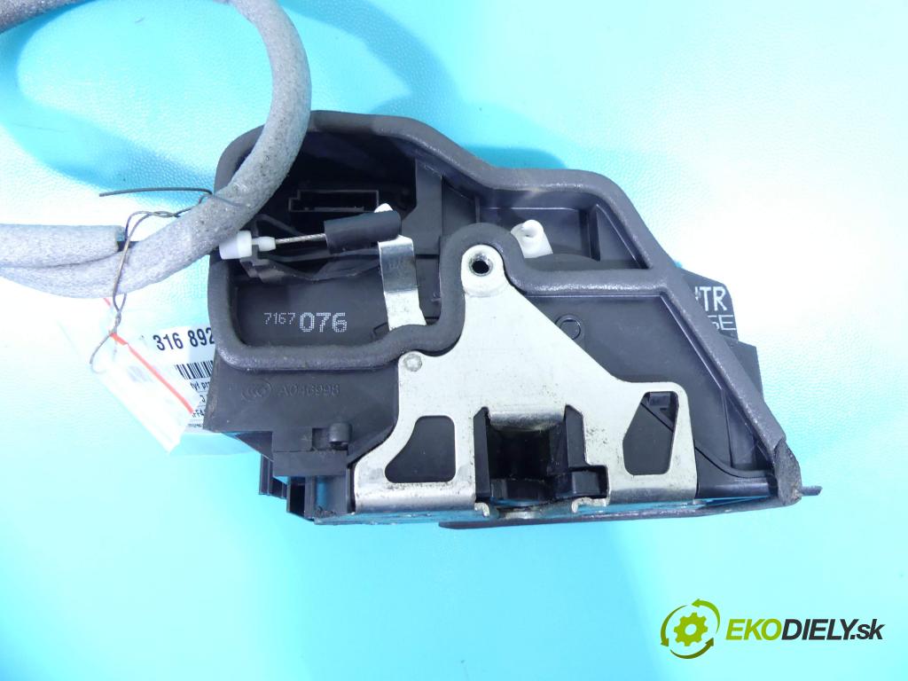 Bmw X5 E70 2006-2013 3.0d 235 hp automatic 173 kW 2993 cm3 5- zámek zadní pravý 7167076