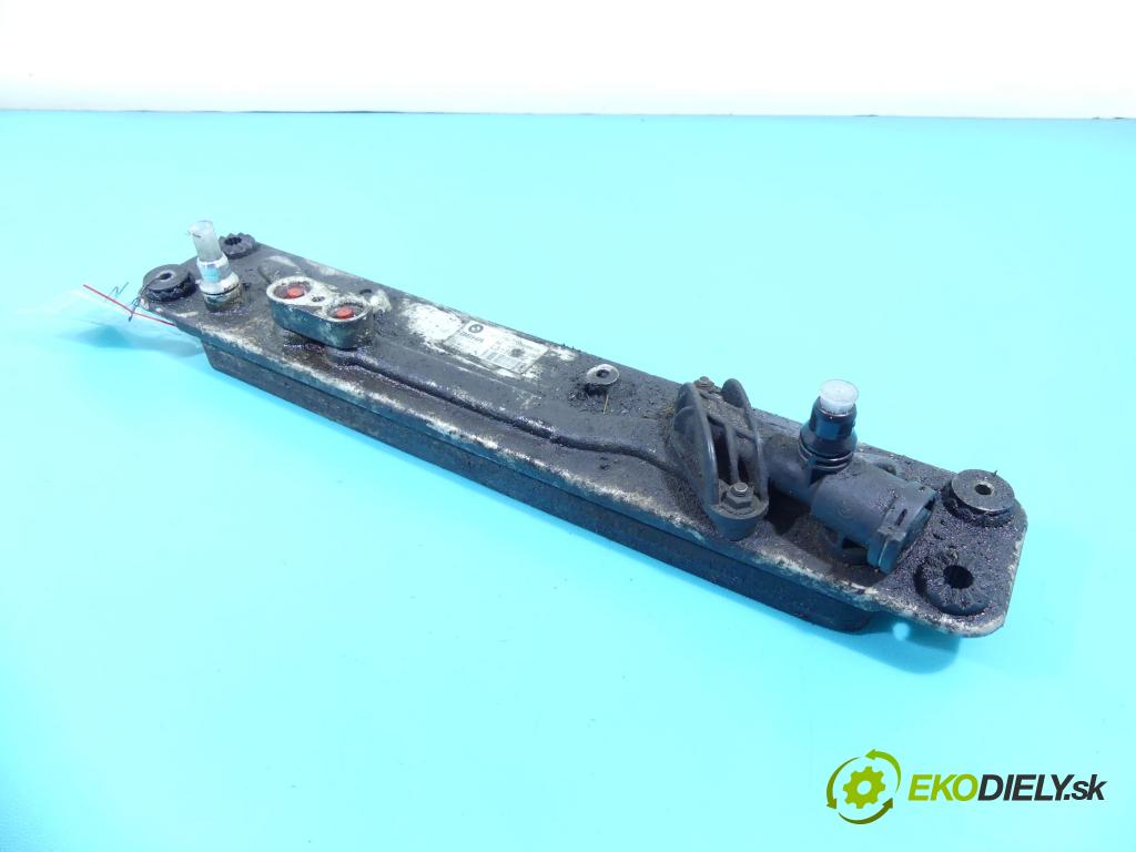 Bmw X5 E70 2006-2013 3.0d 235 HP automatic 173 kW 2993 cm3 5- chladič oleja: 7553389-03
