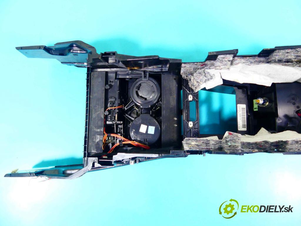 Bmw X5 E70 2006-2013 3.0d 235 HP automatic 173 kW 2993 cm3 5- operadlo 70W2002-02 (Lakťové opierky)