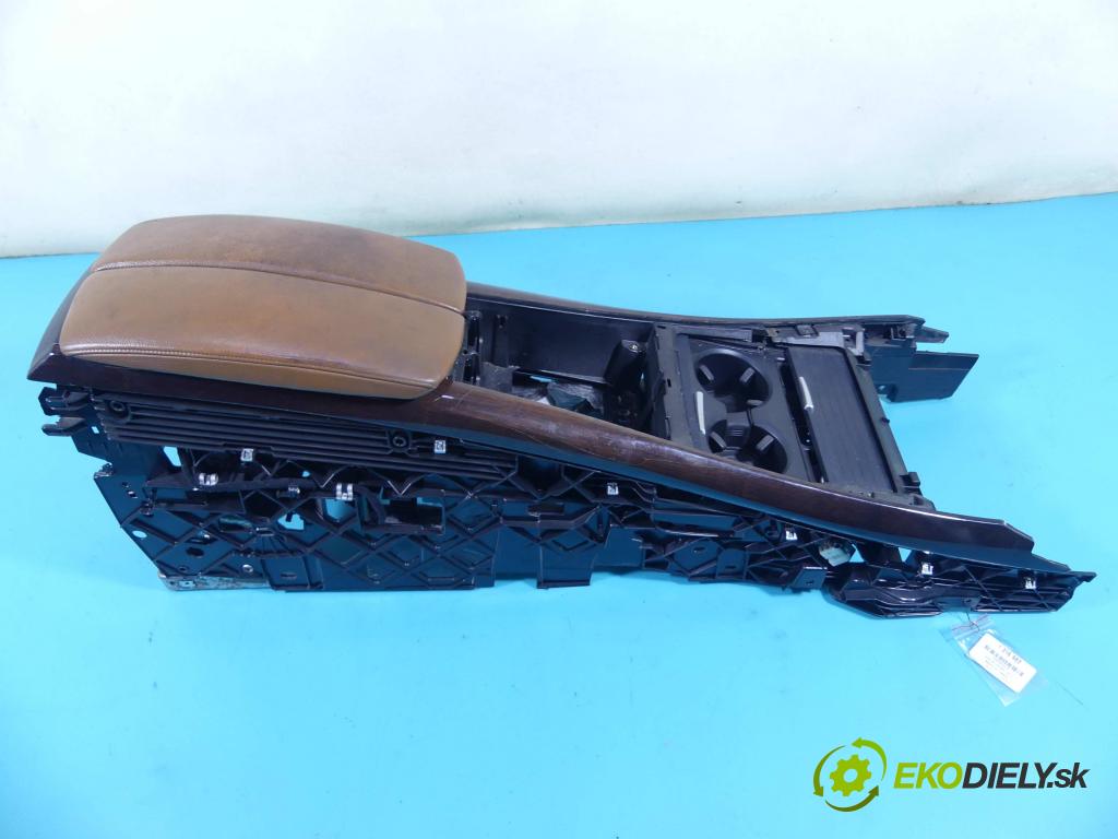 Bmw X5 E70 2006-2013 3.0d 235 HP automatic 173 kW 2993 cm3 5- operadlo 70W2002-02 (Lakťové opierky)