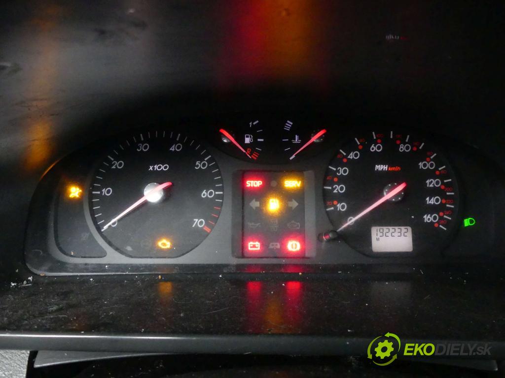 Renault Laguna II 2001-2007 1.6 16V 107 HP manual 79 kW 1598 cm3 5- prístrojovka/ budíky 8200218862 (Prístrojové dosky, displeje)