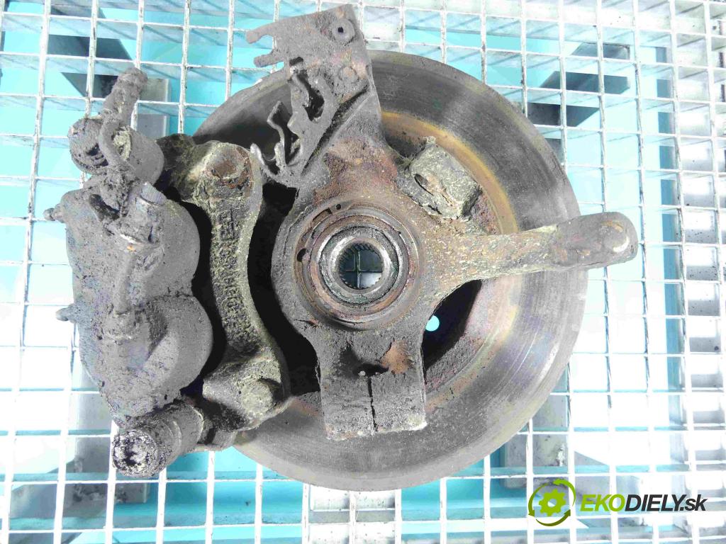 Opel Movano I 1999-2003 2.5 cdti 114 HP manual 84 kW 2463 cm3 5- náboj pravé  (Náboje)