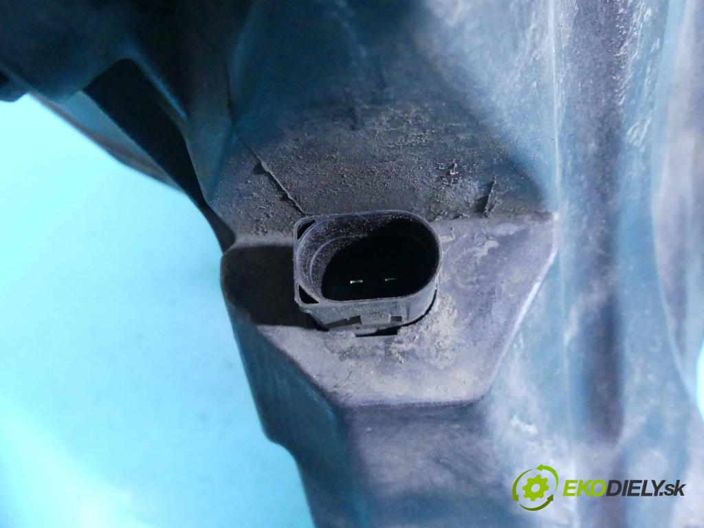 Audi A4 B8 2007-2015 2.0 TDI 143 HP automatic 105 kW 1968 cm3 4- obal filtra vzduchu 8K0129604 (Obaly filtrov vzduchu)