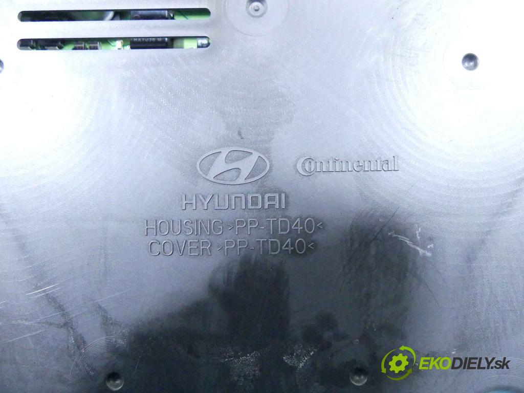 Hyundai i20 II 2014 -2020 1.2 16v 84KM manual 61,8 kW 1248 cm3 5- Přístrojová deska A2C1215830001 (Přístrojové desky, displeje)