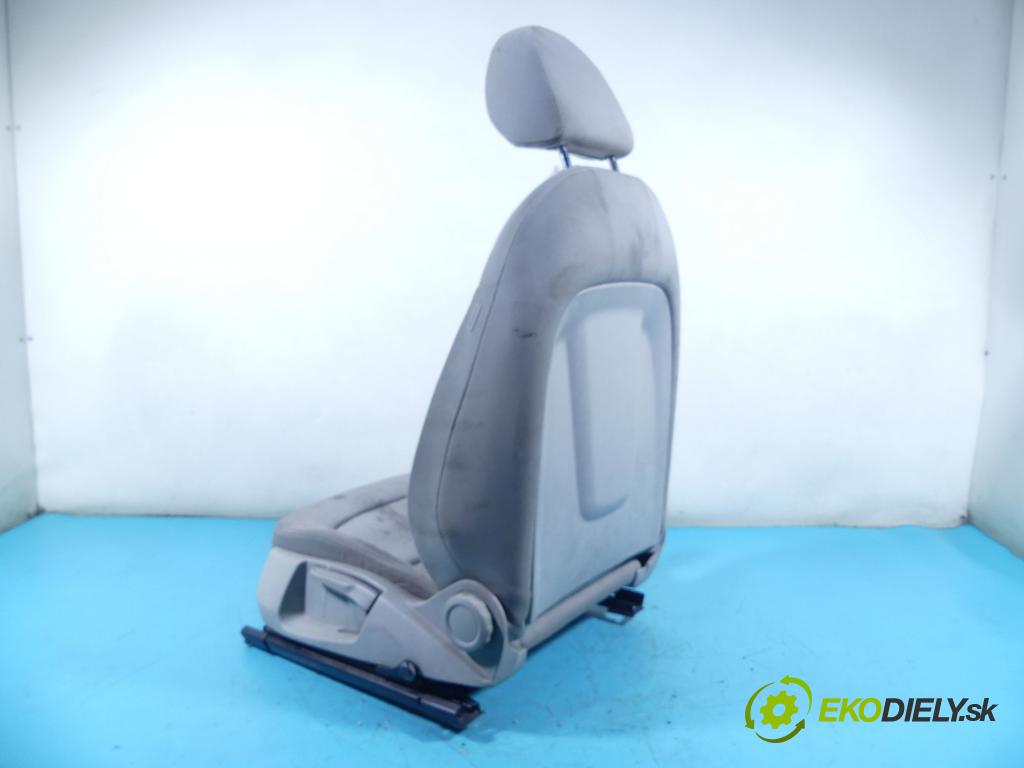 Audi A4 B8 2007-2015 2.0 TDI 143 HP automatic 105 kW 1968 cm3 4- Sedačka ľavý  (Sedačky, sedadlá)