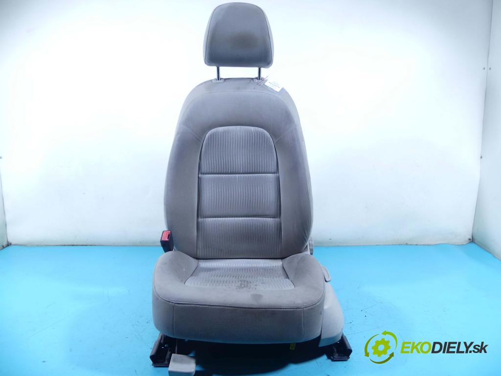 Audi A4 B8 2007-2015 2.0 TDI 143 HP automatic 105 kW 1968 cm3 4- Sedačka ľavý  (Sedačky, sedadlá)