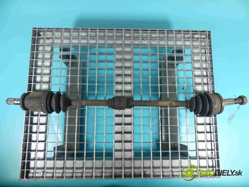 Nissan Primera P11 1996-2002 1.6 16v 99 HP manual 73 kW 1596 cm3 4- poloos pravé  (Poloosy)