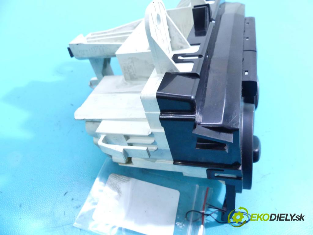 Mazda 5  2005-2010 2.0 citd 143 HP manual 105 kW 1998 cm3 5- panel kúrenia M1900CC33