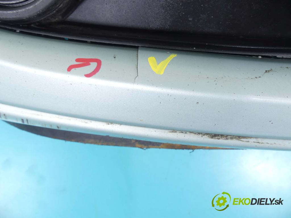 Mazda 5  2005-2010 2.0 citd 143 hp manual 105 kW 1998 cm3 5- nárazník přední