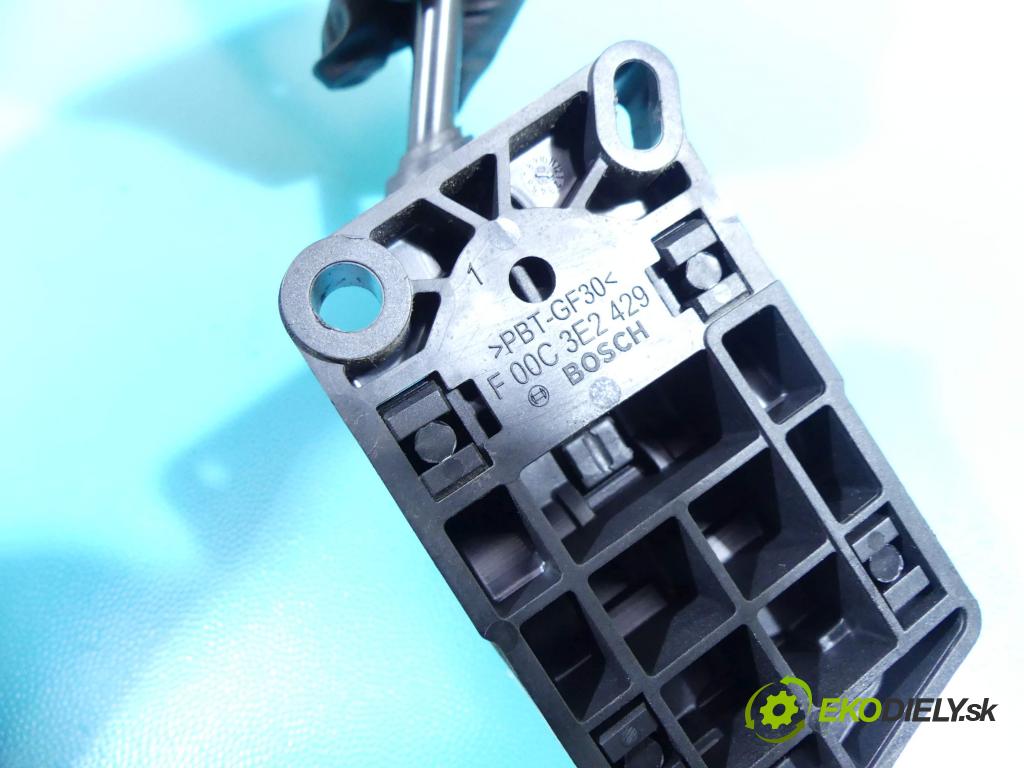 Peugeot 407 2.0 hdi 136 HP manual 100 kW 1997 cm3 5- pedále 9644939680 (Pedále)