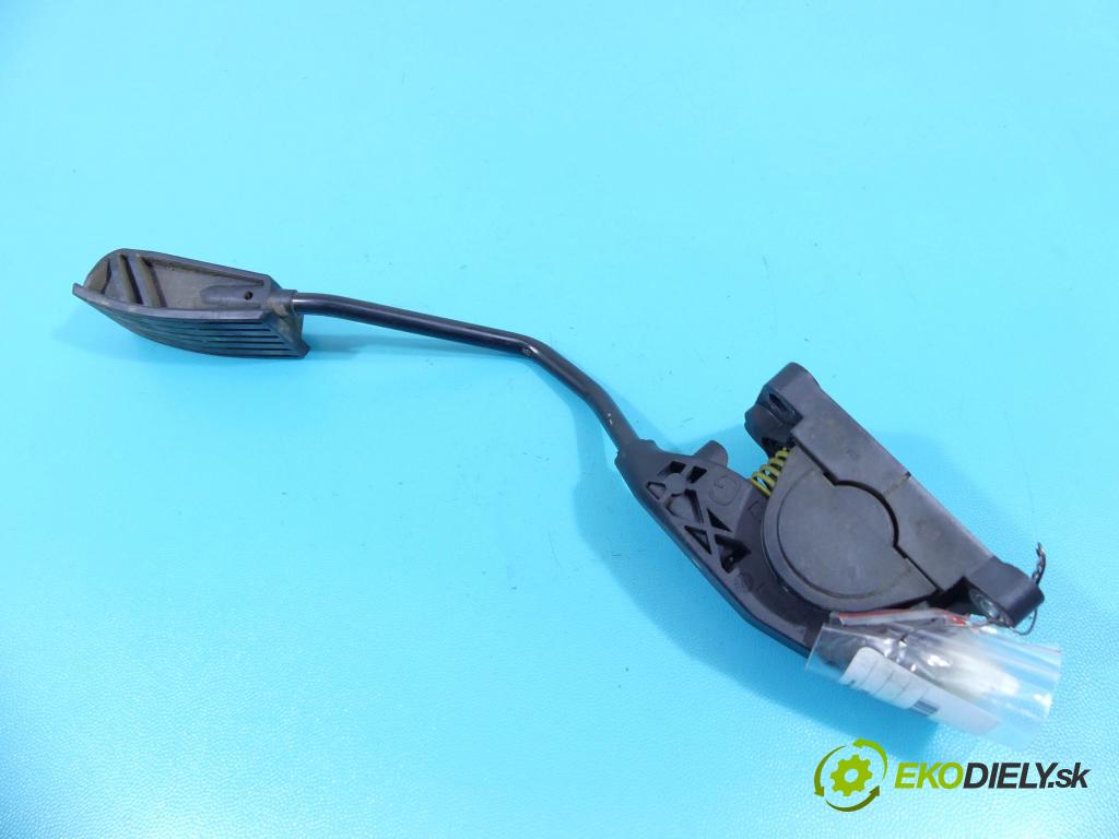 Peugeot 407 2.0 hdi 136 HP manual 100 kW 1997 cm3 5- pedále 9644939680 (Pedále)