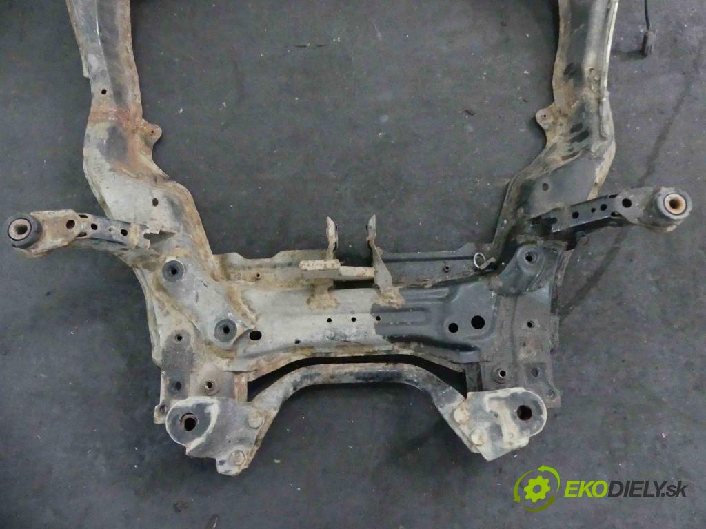 Mazda 6 II GH 2007-2012 2.0 16v DISI 155 hp manual 114 kW 1999 cm3 5- výztuha motoru