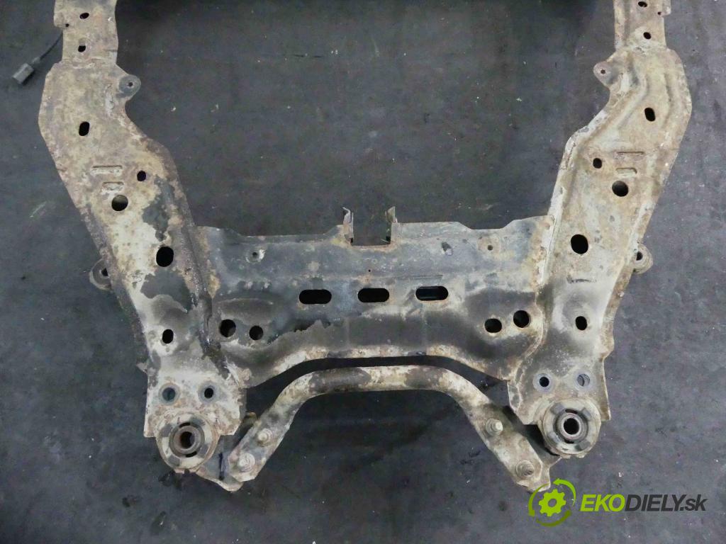 Mazda 6 II GH 2007-2012 2.0 16v DISI 155 hp manual 114 kW 1999 cm3 5- výztuha motoru