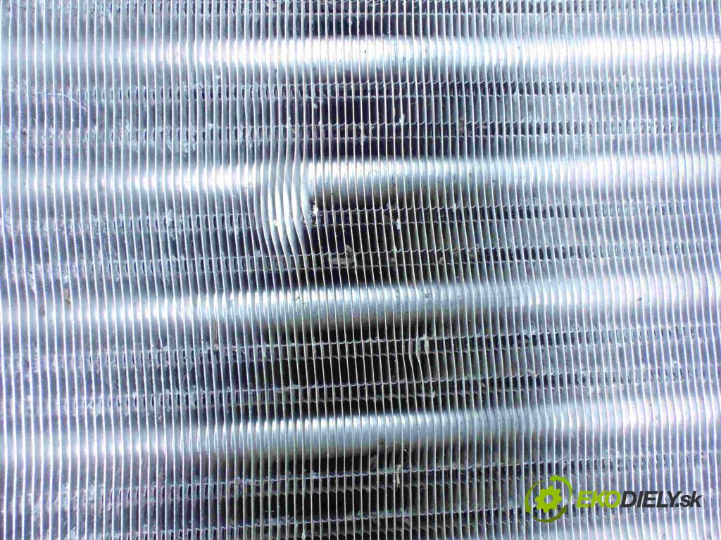 Vw Passat B5 1995-2005 1.6 101 HP manual 74 kW 1595 cm3 4- chladič 8D0121251AC (Chladiče)