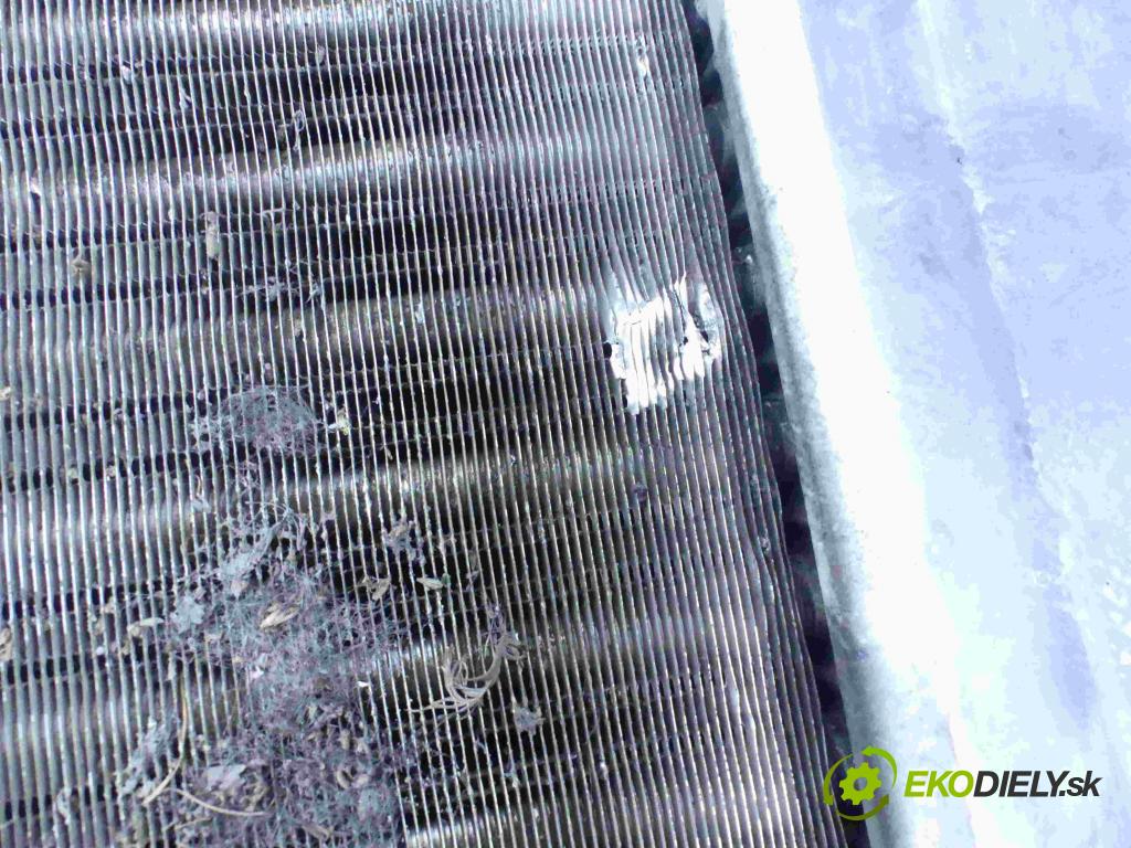 Vw Passat B5 1995-2005 1.6 101 HP manual 74 kW 1595 cm3 4- chladič 8D0121251AC (Chladiče)