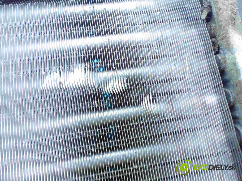 Vw Passat B5 1995-2005 1.6 101 HP manual 74 kW 1595 cm3 4- chladič 8D0121251AC (Chladiče)