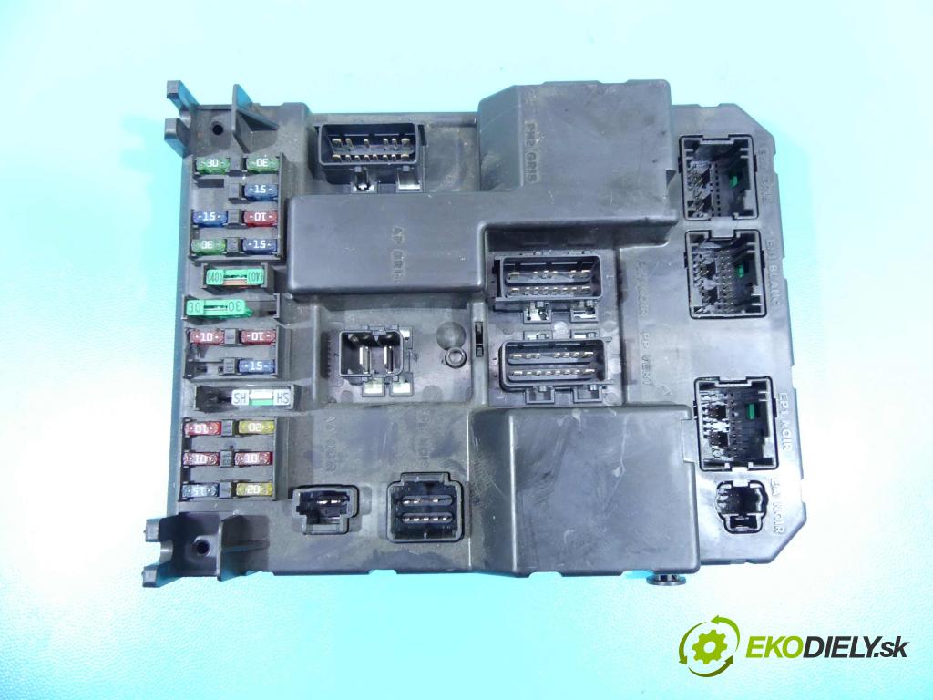 Peugeot 307 1.4 8v 75 HP manual 55 kW 1360 cm3 3- modul riadiaca jednotka 9651197780 (Ostatné)