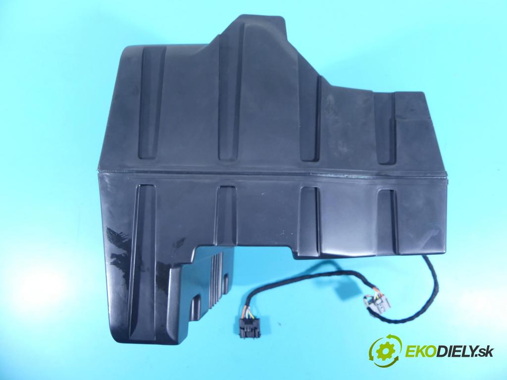 Porsche Panamera I 970 2009-2016 4.8 V8 400KM: automatic 294 kW 4806 cm3 5- Subwoofer: 97064556503 (Audio zariadenia)