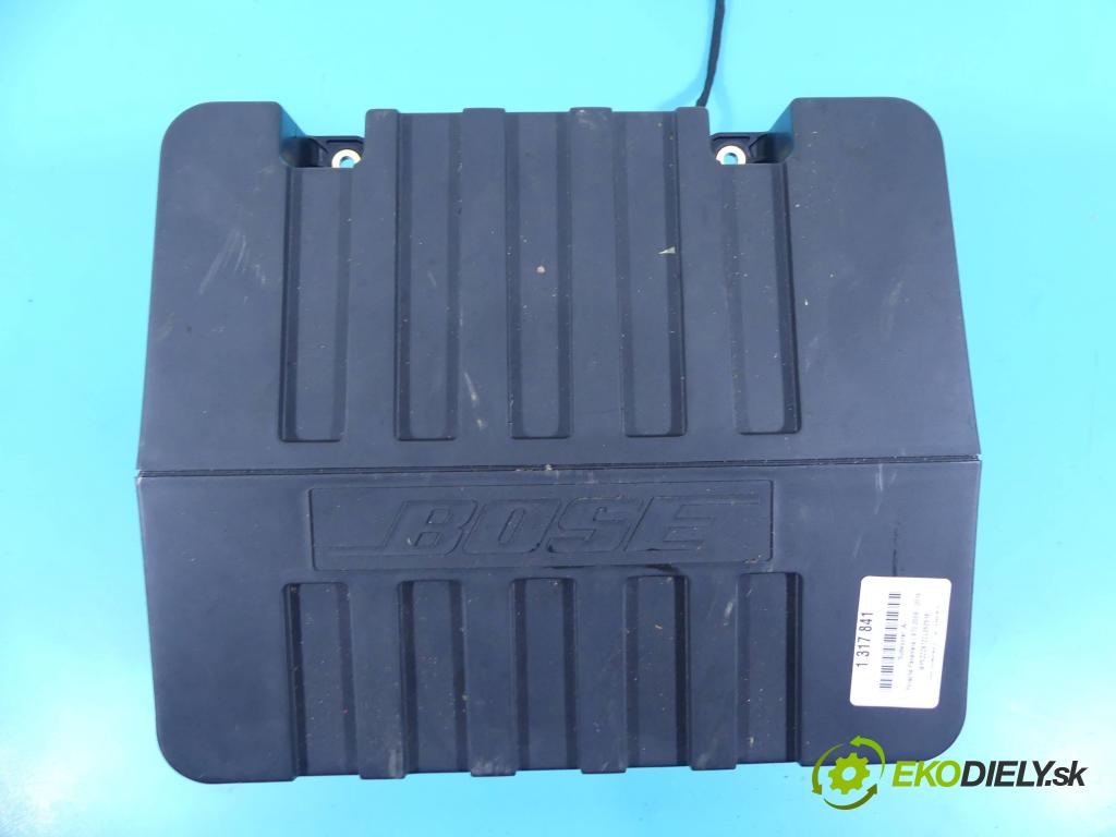 Porsche Panamera I 970 2009-2016 4.8 V8 400KM: automatic 294 kW 4806 cm3 5- Subwoofer: 97064556503 (Audio zariadenia)