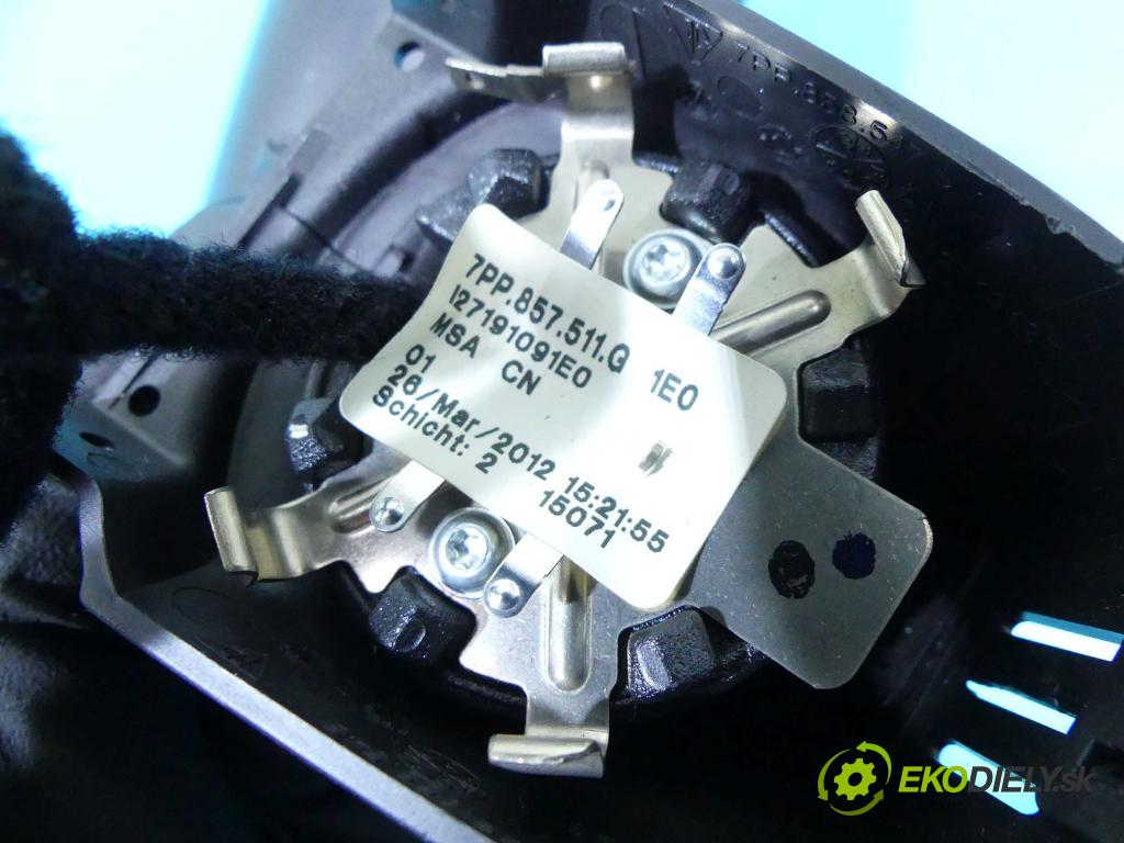 Porsche Panamera I 970 2009-2016 4.8 V8 400KM automatic 294 kW 4806 cm3 5- zpětné zrcátko vnitřní 7PP857511G (Světla vnitřní)