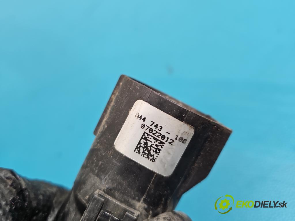 Porsche Panamera I 970 2009-2016 4.8 V8 400KM automatic 294 kW 4806 cm3 5- ventilátor chladič 97062403701