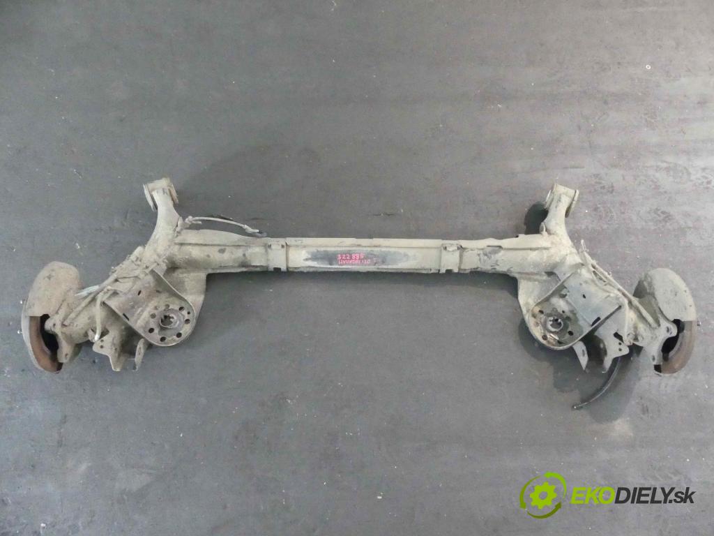 Hyundai i20 II 2014 -2020 1.2 16v 84KM manual 61,8 kW 1248 cm3 5- zadní výztuha 