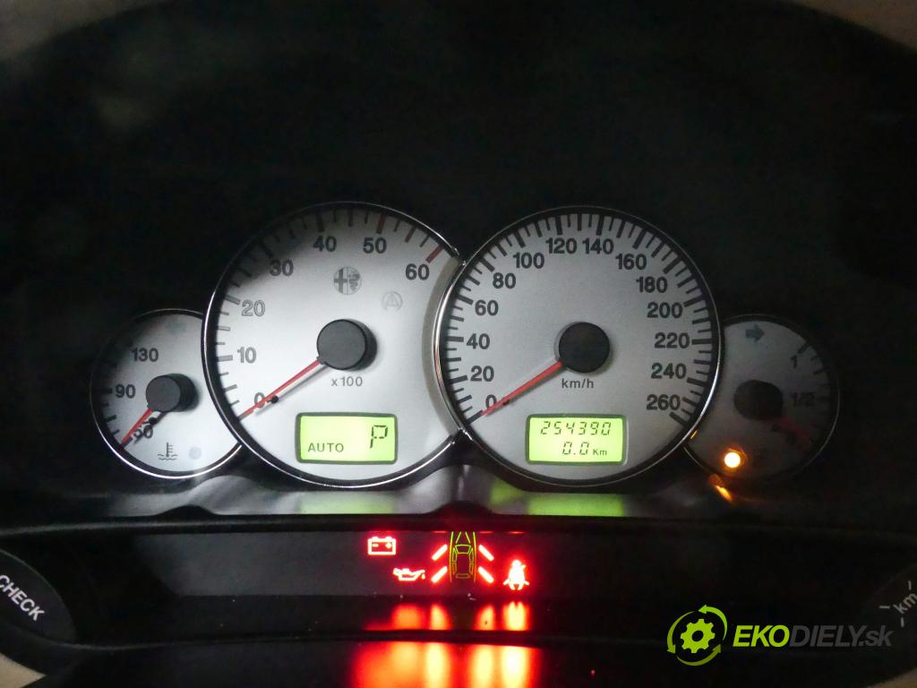 Alfa romeo 166 2.4 jtd 175 HP automatic 129 kW 2387 cm3 4- prístrojovka/ budíky 156048658 (Prístrojové dosky, displeje)