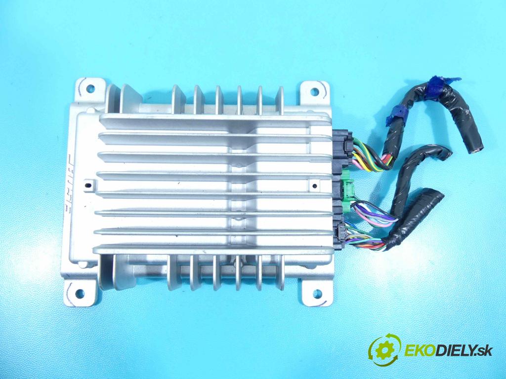 Mazda 6 II GH 2007-2012 2.0 16v DISI 155 HP manual 114 kW 1999 cm3 5- Zesilovač: GDL166A20 (Zosilňovače)