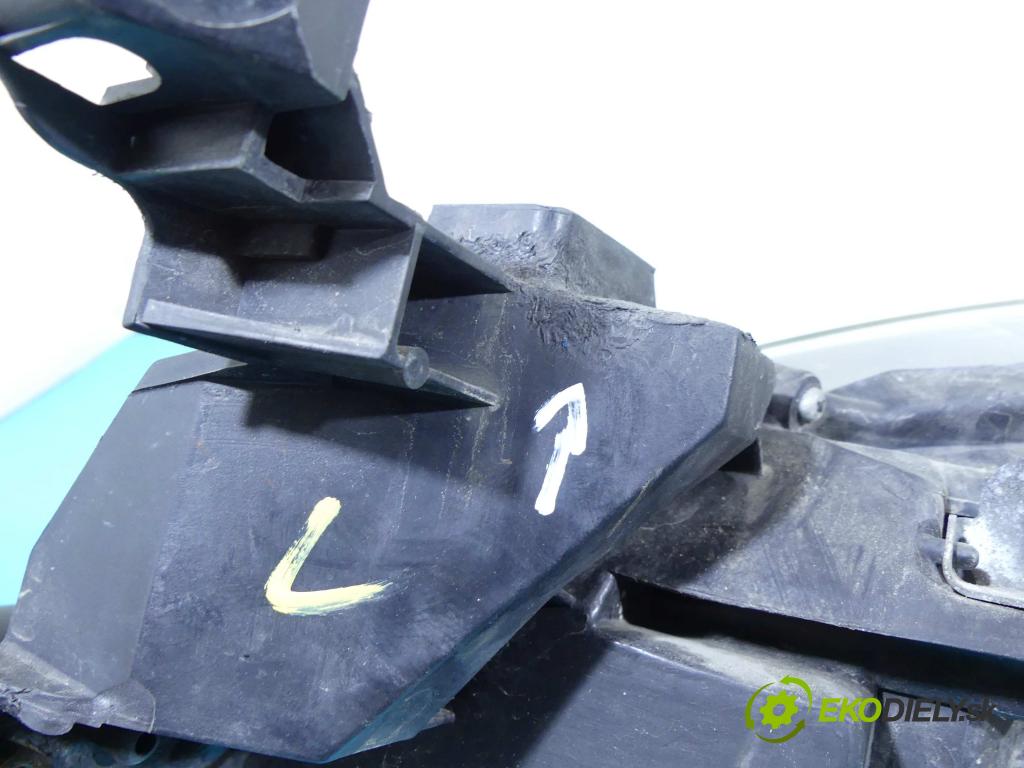 Mazda 6 II GH 2007-2012 2.0 16v 155 HP manual 114 kW 1999 cm3 5- Reflektor: pravý  (Pravé)