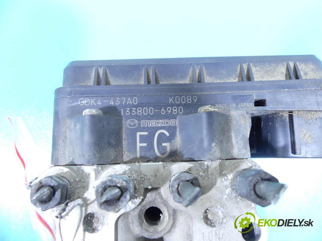 Mazda 6 II GH 2007-2012 2.0 16v DISI 155 HP manual 114 kW 1999 cm3 5- čerpadlo abs GDK4-437A0 (Pumpy ABS)