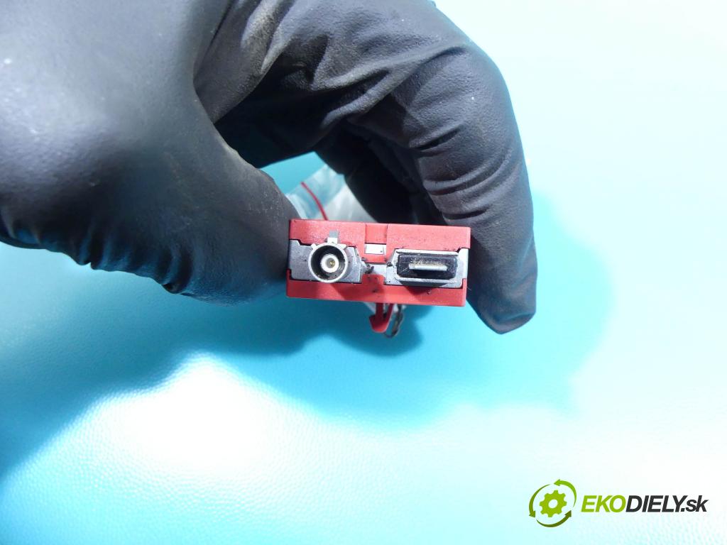 Volvo V60 I 2010-2018 2.0 D4 190 HP automatic 140 kW 1969 cm3 5- modul riadiaca jednotka 7CP1-18C847-PA (Ostatné)