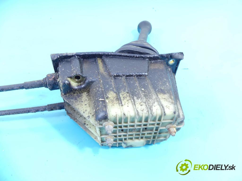 Fiat Seicento 0.9 39 HP manual 29 kW 899 cm3 3- Páka: Změny: stupeň,rýchlosť  (Rýchlostné páky / kulisy)