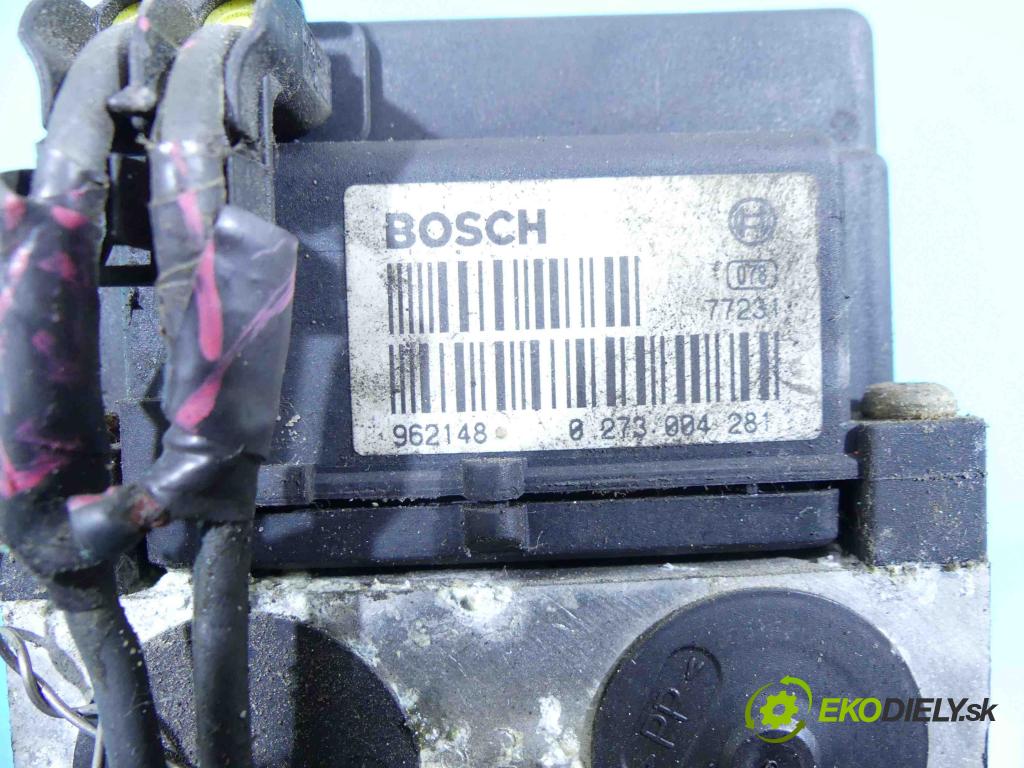 Audi A4 B5 1994-2001 1.6 101 HP manual 74 kW 1595 cm3 4- čerpadlo abs 0273004281 (Pumpy ABS)
