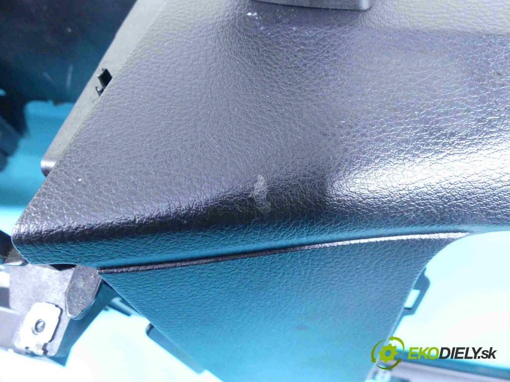Vw Passat B6 2005-2010 1.9 tdi 105 HP manual 77 kW 1896 cm3 5- kokpit,pristrojová doska rozdeľovacia 3C0880204D