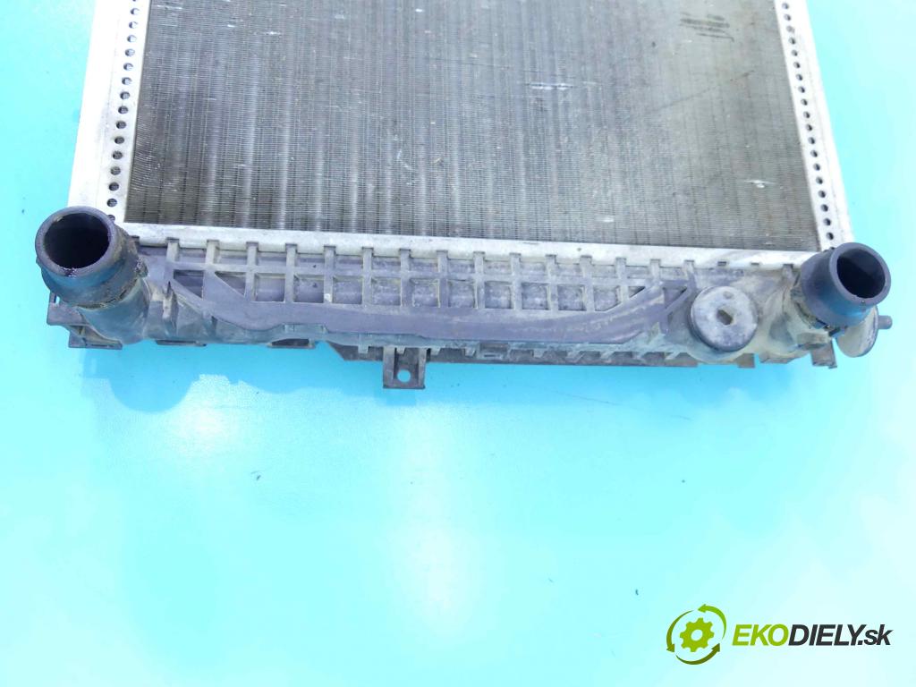 Vw Passat B5 1995-2005 1.6 101 HP manual 74 kW 1595 cm3 4- chladič  (Chladiče)