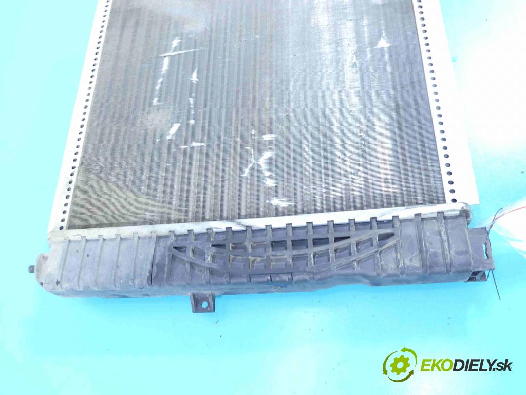 Vw Passat B5 1995-2005 1.6 101 HP manual 74 kW 1595 cm3 4- chladič  (Chladiče)