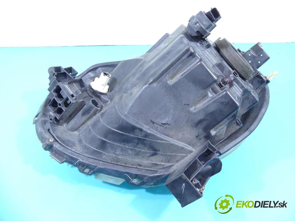 Nissan Micra K13 2010-2017 1.2 16V 80 HP manual 59 kW 1198 cm3 5- Reflektor: pravý 260101HB0A (Pravé)