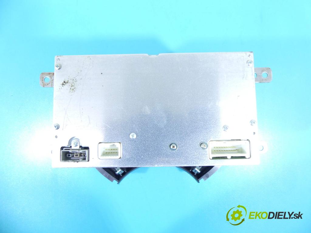 Nissan Micra K13 2010-2017 1.2 16V 80 HP manual 59 kW 1198 cm3 5- Radio originál 281851HA0A