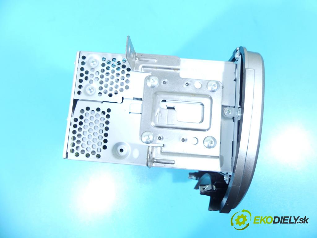 Nissan Micra K13 2010-2017 1.2 16V 80 HP manual 59 kW 1198 cm3 5- Radio originál 281851HA0A